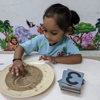 KG2 program at i-SCHOOL